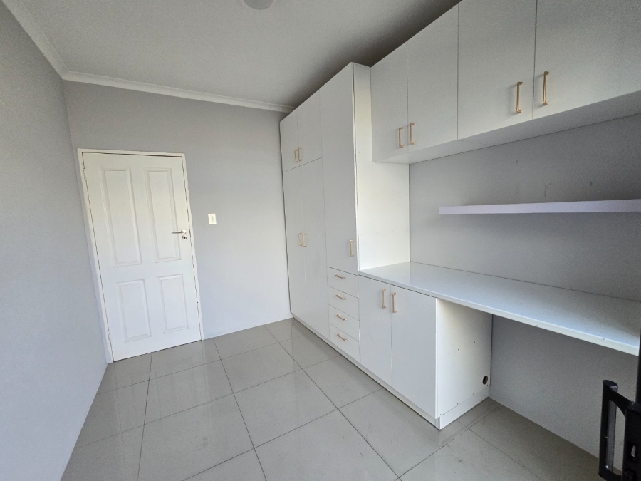 4 Bedroom Property for Sale in Wetton Western Cape